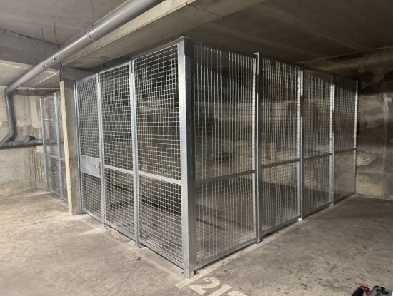 CLOISON GRILLAGÉE